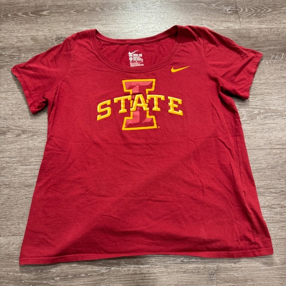 Nike Iowa ISU Cyclones Shirt Womens XL Burgundy Drifit Lightweight‎ Cotton Blend - Picture 1 of 8